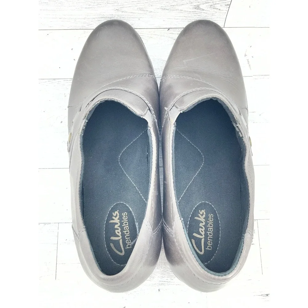 Clarks‎ Bendables Women Size 9.5M Dark Gray Leather Slip On Loafers Block Heel